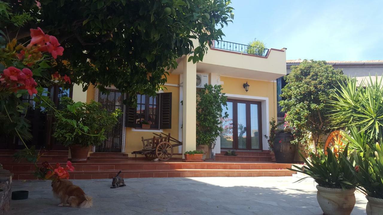 Su Carreri Bed and Breakfast Armungia Εξωτερικό φωτογραφία